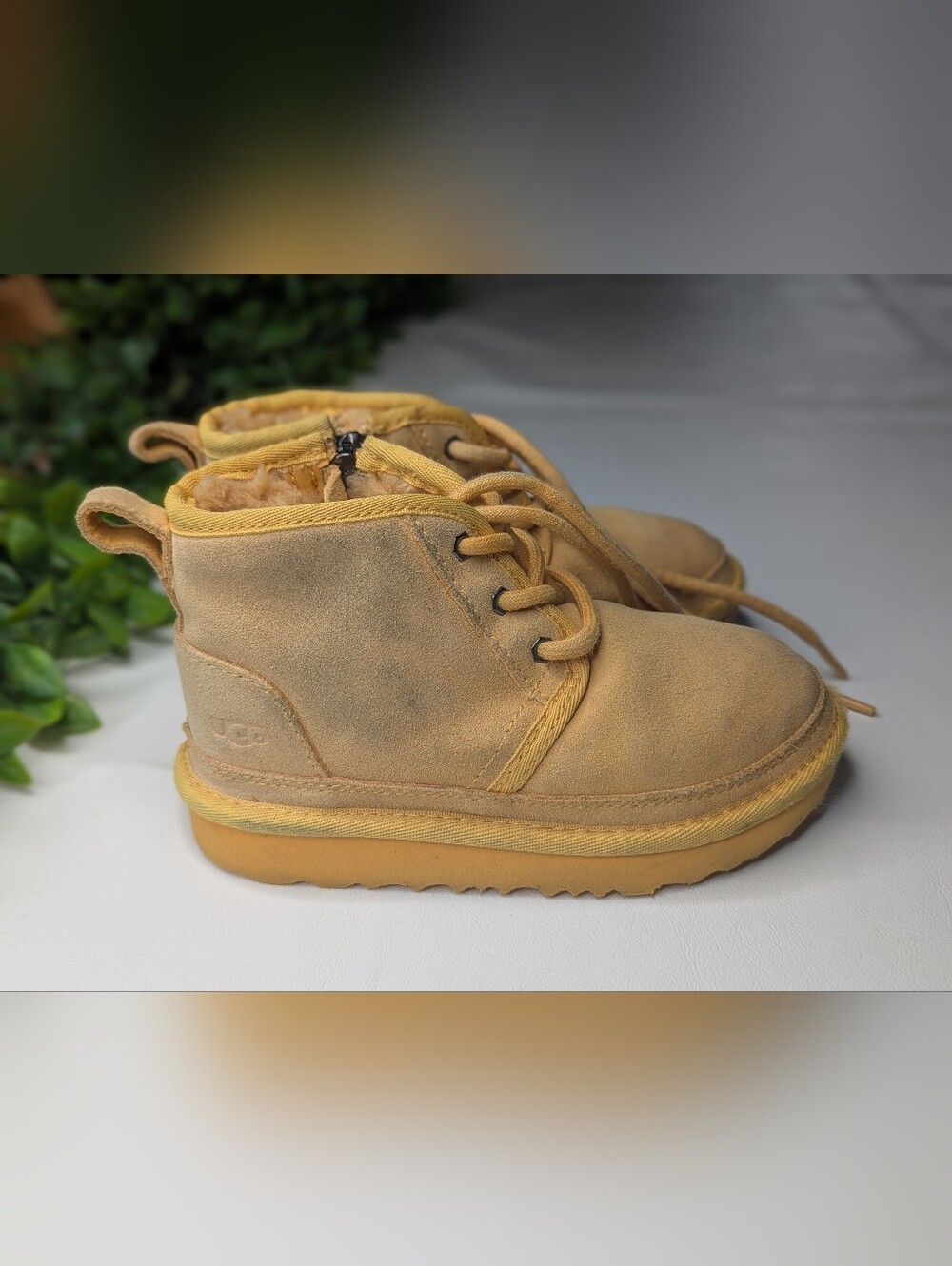 Ugg Kids Nuemel II Boot Toddler Size 11